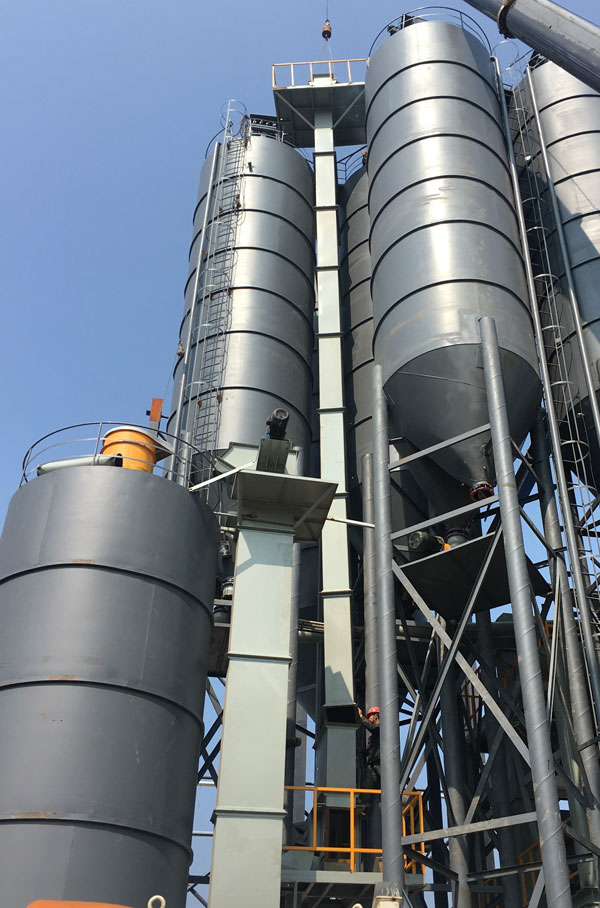 板鏈式鬥式提升機