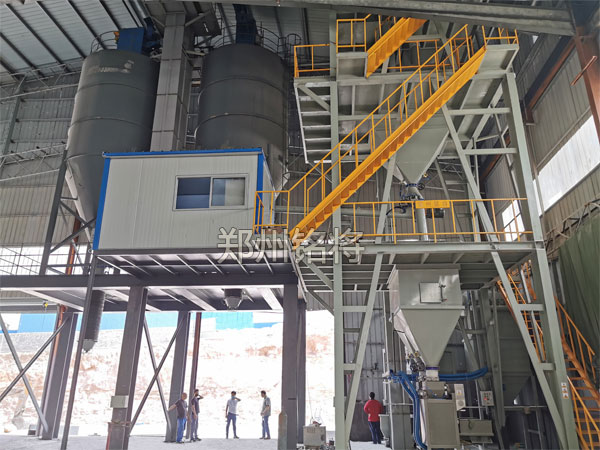 庫底散（sàn）裝機安裝現場