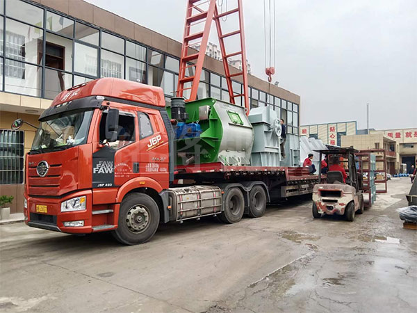 年產50萬噸全自動幹粉砂漿生產線第十二車發往廣（guǎng）東