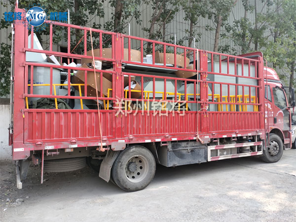 å±±ä¸å¼ æ»çå¹²ç²ç æµç产线é
å¥è®¾å¤å·²åè´§