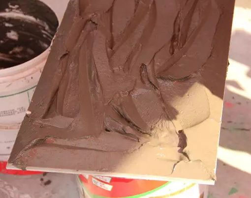 為什麽說瓷磚膠企業比水泥砂漿企業更受歡迎(yíng)? 為什麽說瓷磚膠企業比水泥砂漿企業(yè)更受歡迎(yíng)?