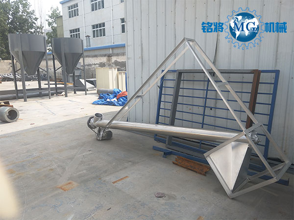 幹粉砂漿設備選用(yòng)螺旋輸送(sòng)機還是鬥式提升機? 幹粉砂漿設備選用螺旋輸送機還是鬥式提升機?