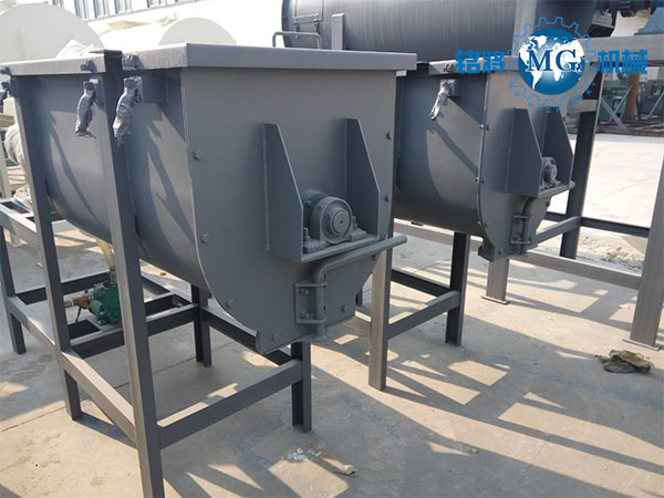 真（zhēn）石漆（qī）設（shè）備廠家教（jiāo）你如何清洗真石漆攪拌機液壓裝置