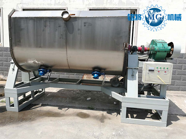 真石漆(qī)設備的(de)維護(hù)注意事項及內(nèi)部因(yīn)素 真石(shí)漆設備(bèi)的維護注意(yì)事(shì)項及內部因素