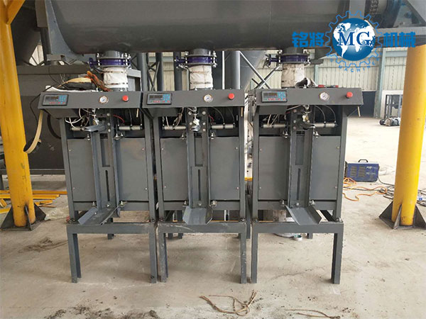 幹粉（fěn）砂漿（jiāng）包裝機市場發展及（jí）注意事項