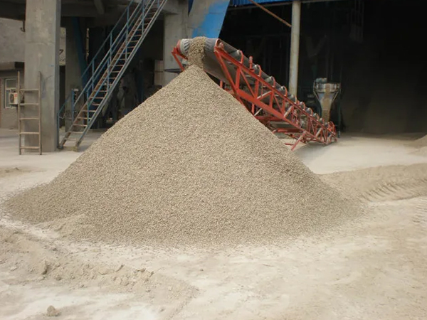 脫硫(liú)石(shí)膏的細度對抹灰石膏的性能有什麽影響? 脫(tuō)硫石膏的細度對抹灰石膏(gāo)的性能有什麽影響?