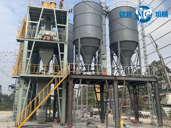 幹粉攪拌機在外流設施上的檢修測試 幹粉(fěn)攪拌機在外流設施上的檢修測(cè)試