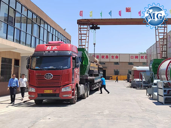 駐馬店年產20萬噸(dūn)幹粉(fěn)砂漿生產線發貨! 駐(zhù)馬店年產20萬噸幹粉砂漿生產線發貨!