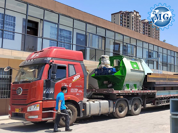 駐馬店(diàn)年產20萬噸幹粉砂漿生產線發貨(huò)! 駐馬店年產20萬噸幹粉砂漿生產線發貨!